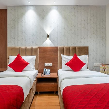 Hotel Avaas - Faiz Road Karol Bagh Delhi  Exterior photo